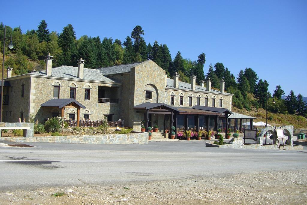 Astrovolia Hotel Калампака Екстериор снимка
