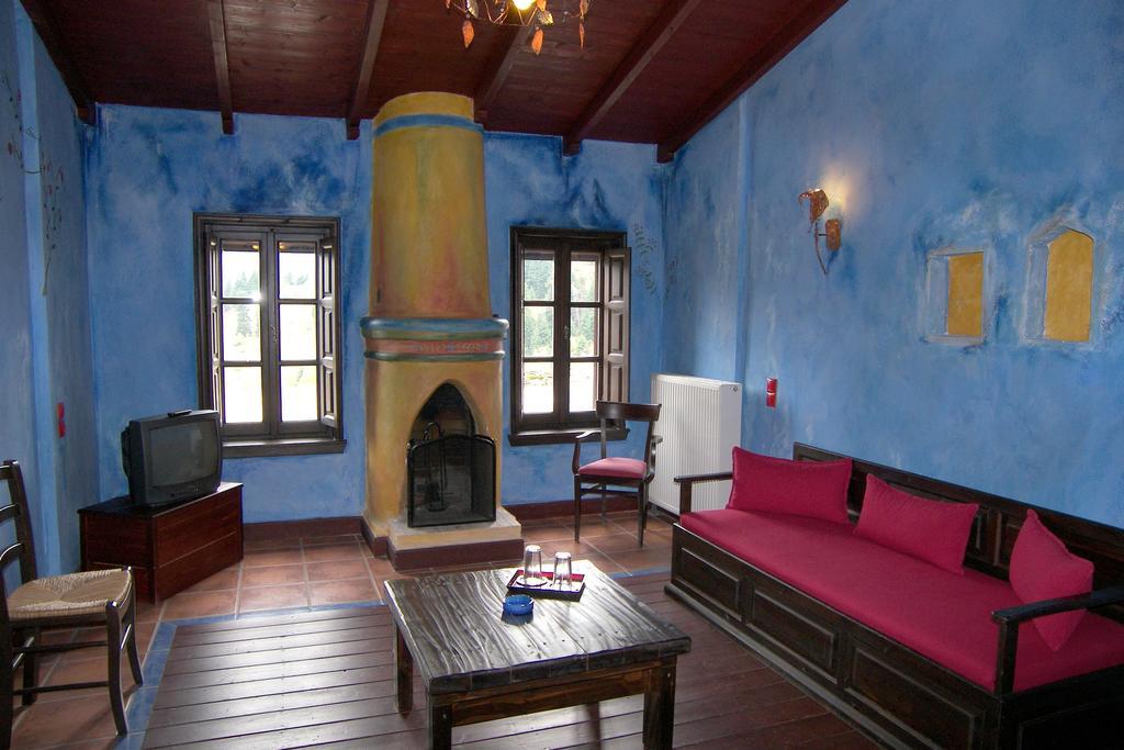 Astrovolia Hotel Калампака Стая снимка